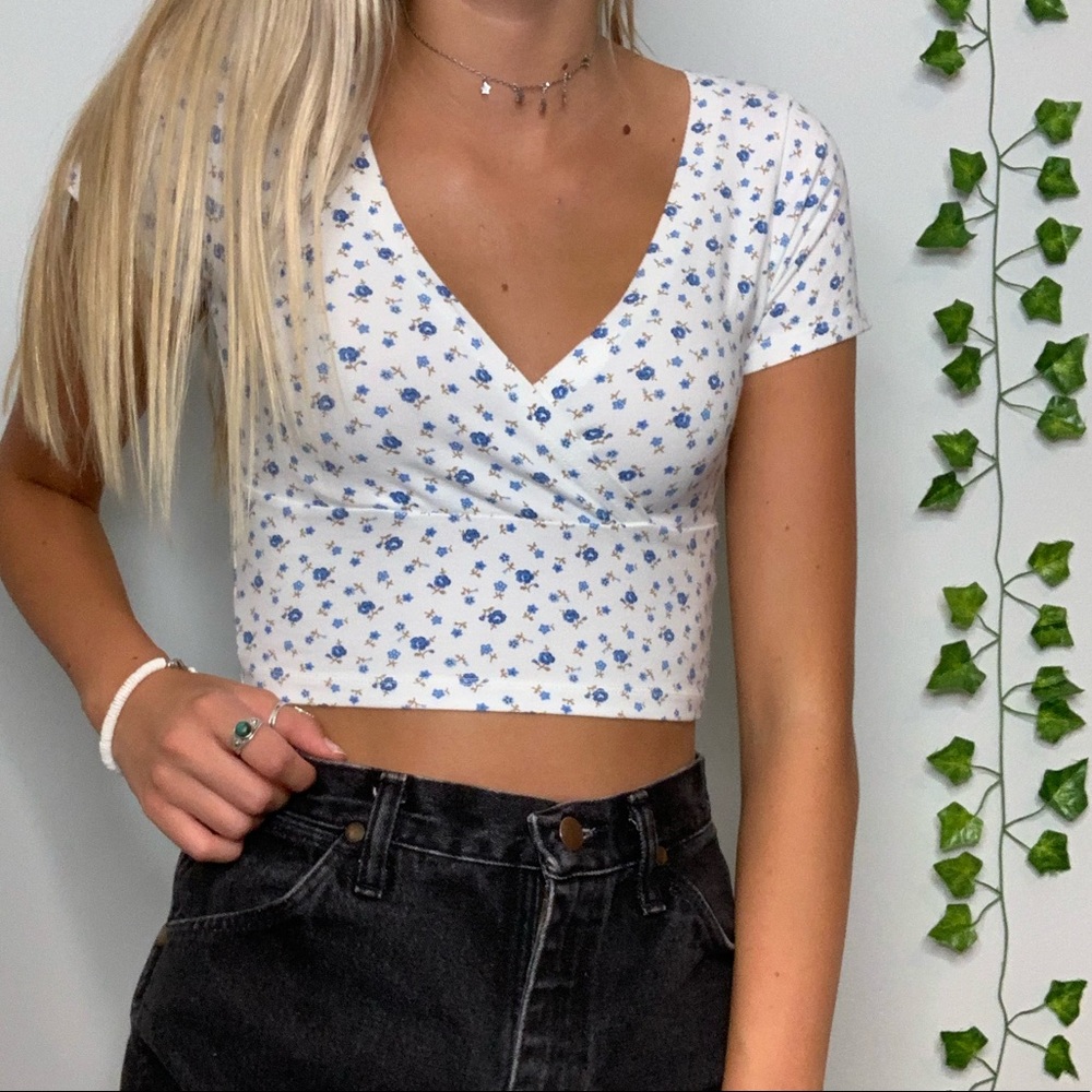 SOLD❌ on @laluna.thread on insta
